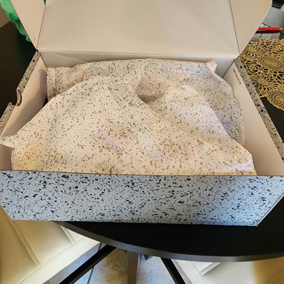 Jordan Retro 6 OG - Picture 2 of 9